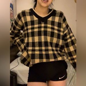 Beige plaid cozy sweater